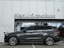 Volvo XC90 T8 Plug-in hybrid AWD AUT8 455PK Ultra Dark | **DIRECT LEVERBAAR**FULL OPTION** Platinum grey | Nappa Leder met ventilatie en massage Cardamom | 22 inch lichtmetalen velgen | Luchtvering | Bowers & Wilkins audio | Getint en gelamineerd glas