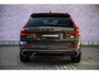 Volvo XC60 Recharge T6 AWD R-Design LONG RANGE | Trekhaak | Harman/kardon audio | Adaptieve LED koplampen | Adaptive cruise control | 19" velgen | Standkachel |