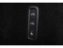 Volvo XC60 T8 Recharge AWD Ultra - LONG RANGE - Luchtvering - Panorama/schuifdak - IntelliSafe Assist & Surround - 360º Camera - Adaptieve LED koplampen - Verwarmde voorstoelen, stuur & achterbank - Elektr. bedienb. voorstoelen met geheugen - Head up display - Draadloze tel. lader - Extra getint glas - Elektr. inklapbare trekhaak - 22' LMV