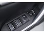 Toyota RAV4 2.5 Hybrid Style Bi-tone | LED | Navi | Clima | Cruise Adaptive | Stoelverwarming | JBL | Keyless | Camera | Elektrische Stoel | Lichtmetalen Velgen | Parkeersensoren V+A| Achteruitrijcamera | Apple Carplay/Android Auto|telefoonintegratie premium | Cruise control adaptief