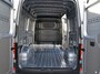 Volkswagen Crafter Bedrijfswagens 35 Trendline 2.0 TDI 140pk L3H3 · Tussenschot · Trekhaak · Alarm · P-Sensoren · Cruise Control · Camera · Apple/Android Car Play · Garantie t/m 22-12-2028 of 120.000km