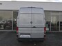Volkswagen Crafter Bedrijfswagens 35 Trendline 2.0 TDI 140pk L3H3 · Tussenschot · Trekhaak · Alarm · P-Sensoren · Cruise Control · Camera · Apple/Android Car Play · Garantie t/m 22-12-2028 of 120.000km