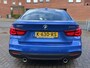 BMW 3-Serie Gran Turismo 340i M-Sport High Executive Trekhaak Camera Head Up Harman Kardon Adaptive Led Elek.Sportstoelen Zwart Leder Estoril Blauw M Kleur 6-Cilinder B58 LCI