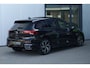 Volkswagen Golf 1.5 eTSI R-Line Business / Panorama / Camera / LED