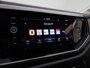 Volkswagen Polo 1.0 TSI Life Edition 95 PK | Navigatie | LED Koplampen | Apple Carplay draadloos | Android Auto draadloos | Camera | Climate control | Ruiten getint | Telefoon draadloos laden | Adaptive cruise control | 15" Lichtmetalen velgen |