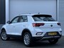Volkswagen T-Roc 1.5 TSI Style | Camera | Apple Carplay | Trekhaak | IQ Light