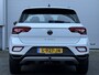 Volkswagen T-Roc 1.5 TSI Style | Camera | Apple Carplay | Trekhaak | IQ Light