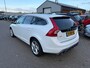 Volvo V60 2.4 D6 AWD Plug-In Hybrid R-Design Automaat Bj:2014 NAP!