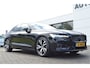 Volvo S60 2.0 T5 251PK R-Design Pano | Harman Kardon | Elektr trekhaak | Stoelverwarming + achter + stuur | Pilot Assist | Leer | Headup | Dodehoeksensor | Bochtverlichting