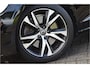 Volvo S60 2.0 T5 251PK R-Design Pano | Harman Kardon | Elektr trekhaak | Stoelverwarming + achter + stuur | Pilot Assist | Leer | Headup | Dodehoeksensor | Bochtverlichting