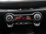 Kia Stonic 1.0 T 100 More | Apple Carplay / Android Auto | Navigatie | Airco | Camera | Lichtmetalen Velgen | Privacy Glass |