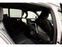 Volvo XC40 B4 Business Edition | Adaptive Cruise | BLIS | 20 inch | Power Seats | Stoel/Stuurwiel verwarming | Connect Microtech | Premium Audio | AURORA SILVER |