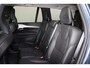 Volvo XC90 T8 Recharge AWD Plus Dark - IntelliSafe Assist & Surround - Harman/Kardon audio - Adaptieve LED koplampen - Parkeercamera achter - Verwarmde voorstoelen, stuur & achterbank - Parkeersensoren voor & achter - Elektr. bedienb. voorstoelen met geheugen - Draadloze tel. lader - Extra getint glas - 20' LMV