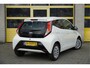Toyota Aygo 1.0 VVT-i 5drs X-Play Limited BJ2019 Led | Navi | Achteruitrijcamera | App-Connect | Airco | Stuurbekrachtiging | Getint glas