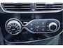Renault Clio 0.9 TCe 5drs Intens BJ2017 Lmv 16" | Led | Pdc | Navi | Keyless entry | Achteruitrijcamera | Climate control | Cruise control | Extra getint glas