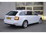 Skoda Octavia Combi 1.5 TSI 150PK! Automaat Business Edition Plus BJ2020 Lmv 17" | Led V+A | Pdc | Navi | Keyless entry | App-Connect | Canton Audio | Dashboard verlichting | Climate control | Cruise control | Verwarmde voorstoelen | Extra getint glas