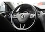 Skoda Octavia Combi 1.5 TSI 150PK! Automaat Business Edition Plus BJ2020 Lmv 17" | Led V+A | Pdc | Navi | Keyless entry | App-Connect | Canton Audio | Dashboard verlichting | Climate control | Cruise control | Verwarmde voorstoelen | Extra getint glas