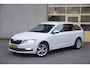 Skoda Octavia Combi 1.5 TSI 150PK! Automaat Business Edition Plus BJ2020 Lmv 17" | Led V+A | Pdc | Navi | Keyless entry | App-Connect | Canton Audio | Dashboard verlichting | Climate control | Cruise control | Verwarmde voorstoelen | Extra getint glas