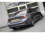 BMW 3-Serie 318i Automaat! Executive Edition BJ2020 Lmv 18" | Led | Pdc | Navi | Achteruitrijcamera | Dashboard verlichting | Virtual cockpit | Climate control | Adaptieve cruise control | Sportstoelen | Zwarte hemel | Extra getint glas