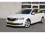 Skoda Octavia Combi 1.5 TSI 150PK! Automaat Style BJ2019 Lmv 16" | Led | Pdc | Navi | Trekhaak | App-Connect | Dashboard verlichting | Climate control | Cruise control | Getint glas