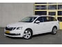 Skoda Octavia Combi 1.5 TSI 150PK! Automaat Style BJ2019 Lmv 16" | Led | Pdc | Navi | Trekhaak | App-Connect | Dashboard verlichting | Climate control | Cruise control | Getint glas