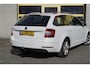 Skoda Octavia Combi 1.5 TSI 150PK! Automaat Style BJ2019 Lmv 16" | Led | Pdc | Navi | Trekhaak | App-Connect | Dashboard verlichting | Climate control | Cruise control | Getint glas