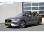 Volvo V60 2.0 T4 191PK! Automaat BJ2020 Lmv 18" | Led | Pdc | Navi | Elek. trekhaak | Verwarmd voorruit | Virtual cockpit | Climate control | Cruise control | Getint glas