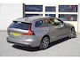 Volvo V60 2.0 T4 191PK! Automaat BJ2020 Lmv 18" | Led | Pdc | Navi | Elek. trekhaak | Verwarmd voorruit | Virtual cockpit | Climate control | Cruise control | Getint glas