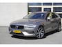 Volvo V60 2.0 T4 191PK! Automaat BJ2020 Lmv 18" | Led | Pdc | Navi | Elek. trekhaak | Verwarmd voorruit | Virtual cockpit | Climate control | Cruise control | Getint glas