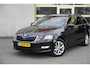 Skoda Octavia Combi 1.5 TSI 150PK! Automaat Business Edition BJ2020 Lmv 16" | Led | Pdc | Navi | App-Connect | Climate control | Cruise control | Verwarmde voorstoelen | RS-Sport stuurwiel | Extra getint glas