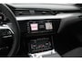 Audi Q8 e-tron Sportback 55 quattro S Edition Competition 115 kWh / SoH 94.8 % / Trekhaak / Panoramadak / Camera / Sfeerverlichting / 21'' / Keyless / Luchtvering / Stuurverwarming / DAB / ACC