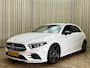 Mercedes-Benz A-klasse 250 *AMG* Leder/Alcantara / 225PK / Camera / Full LED / Cruise / Navigatie / 18'' LMV