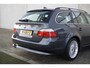 BMW 5-Serie Touring 523i Business Line, 6 cilinder, Automaat