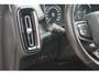 Volvo XC40 T4 Recharge R-Design | Panoramadak | Stoelverwarming | Parkeercamera | Glossy Black | Keyless