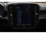 Volvo XC40 Recharge P8 AWD R-Design 408pk | Pilot Assist | Dodehoek Detectie | Google Infotainment | Parkeercamera Achter | Elektrische Stoelen | High End Audio |