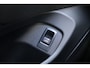 BMW 5-Serie Touring 540d xDrive M-sport | Pano | HUD | Bowers & Wilkins | Keyless | 21" | Iconic Glow | 360 | Standkachel | Adap Cruise | Veganza Zwart interieur | etc.