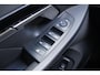 BMW 5-Serie Touring 540d xDrive M-sport | Pano | HUD | Bowers & Wilkins | Keyless | 21" | Iconic Glow | 360 | Standkachel | Adap Cruise | Veganza Zwart interieur | etc.