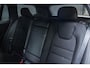 Volvo V60 T4 Automaat Momentum Pro | 19'' Lichmetalen velgen | Navigatie | Dealeronderhouden | Elektrisch bedienbare achterklep | Keyless start | Parkeersensoren achter |