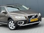 Volvo XC70 3.2 Summum Schuifdak - Leder - DVD - Xenon - Facelift