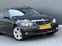 BMW 3-Serie Touring 320I Executive Groot Navi - Pano - Stoelverwarming