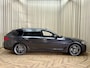 BMW 5-Serie Touring 520i *Panodak* Sportline / Head-Up / Keyless / Adapt. Cruise / Elek. Trekhaak / Stuur-/Stoelverw. / 360 Camera / Navigatie / 18'' LMV