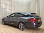 BMW 5-Serie Touring 520i *Panodak* Sportline / Head-Up / Keyless / Adapt. Cruise / Elek. Trekhaak / Stuur-/Stoelverw. / 360 Camera / Navigatie / 18'' LMV