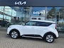 Kia e-Soul ExecutiveLine 64 kWh 3-Fase | Cruise Control Adaptief | Navigatie | Camera | Leder | Stoel+StuurVerwarming | Panorama-dak | Tot 10Jr. Kia-Garantie