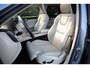 Volvo XC60 2.0 T5 Inscription | Luchtvering, Panoramadak, Trekhaak, Head-up Display,