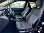 Toyota Corolla Cross Hybrid 200 Style **NAVIGATIE/ DODEHOEK DETECTIE/ STOELVERWARMING/ PARKEERSENSOREN**