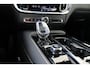 Volvo V60 T6 Automaat Plug-in hybrid AWD Plus Dark | Trekhaak | BLIS | Visual Park Assist | Open Grid | Voorruitverwarming | Stoelverwarming voor en achter | Preconditioning | Elektrisch verstelbare voorstoelen met geheugen | Harman Kardon | Pilot Assist | 18 Inch | Google Maps | Google Assistant