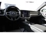 Volvo V60 T6 Automaat Plug-in hybrid AWD Plus Dark | Trekhaak | Visual Park Assist | Open Grid | Voorruitverwarming | Stoelverwarming voor en achter | Preconditioning | Elektrisch verstelbare voorstoelen met geheugen | Harman Kardon | Pilot Assist | 18 Inch | Blis | Google Maps | Google Assistant