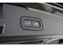 Volvo V60 T6 Automaat Plug-in hybrid AWD Plus Dark | Trekhaak | BLIS | Visual Park Assist | Open Grid | Voorruitverwarming | Stoelverwarming voor en achter | Preconditioning | Elektrisch verstelbare voorstoelen met geheugen | Harman Kardon | Pilot Assist | 18 Inch | Google Maps | Google Assistant