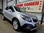 Opel Mokka 1.4 T 140PK Cosmo + Bi-Xenon|DAB|Navi|Schuifdak|Leder/Stof|Adaptive cruise|Lane assist|Stoel/stuurverw.|Trekhaak|18"LMV