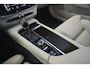Volvo V90 2.0 D4 Inscription | Navigatie | Pilot assist | BLIS | Lane keeping | Stoelverwarming + koeling | NL auto!! |